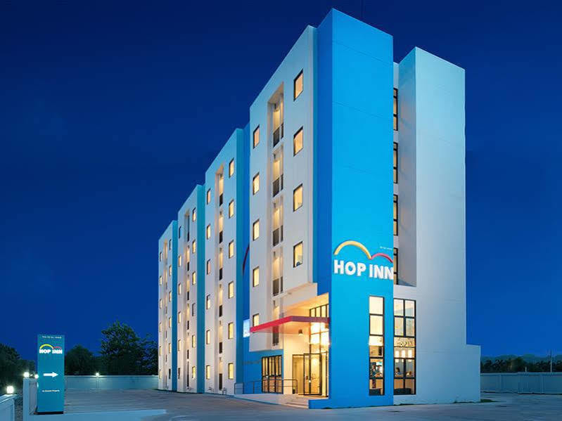 Hop Inn Рой Ет Екстериор снимка